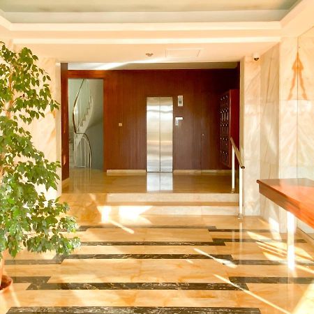 Blvd De La Croisette 82A, Cannes, La Reale Exterior photo